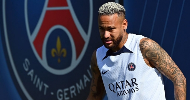 PSG ra luật 'oái ăm' chưa từng có, Neymar và đồng đội 'khóc thét'