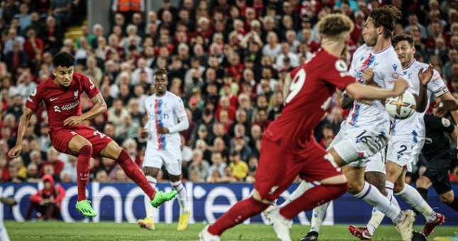 Bom tấn Nunez hóa tội đồ, Liverpool 'thoát chết' nhờ khoảnh khắc siêu sao