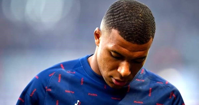 Nội tình PSG cực căng, Mbappe đã phải trả giá vì thói 'lộng quyền'