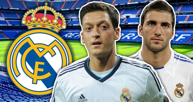 Higuain cay cú vì Arsenal mua Ozil từ... 9 năm trước