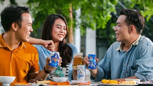 Người hâm mộ có cơ hội trúng bóng vàng 1 tỷ đồng