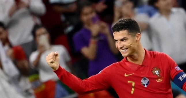 Hạ màn cuộc đua bảng F: Khó lường đến khó tin