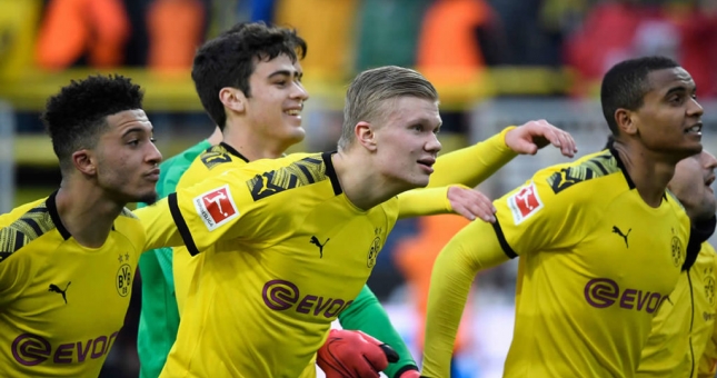 Next Media ký kết hợp tác đào tạo trẻ cùng Borussia Dortmund