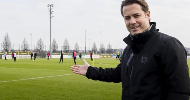 Huyền thoại CLB Dortmund: 'Cầu thủ U17 Việt Nam khá giống với châu Âu'