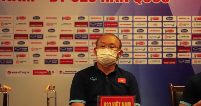 HLV Park Hang Seo lý giải nguyên nhân không dùng 3 cầu thủ quá tuổi