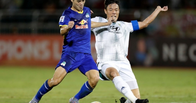 Chuyên gia Hàn Quốc 'thất vọng tột cùng' khi ĐKVĐ K-League bị HAGL cầm hòa