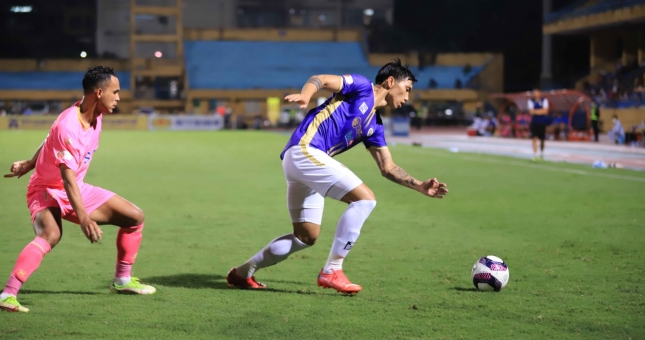 Người đại diện giải thích nguyên nhân Văn Hậu không thể thi đấu ở Hà Lan