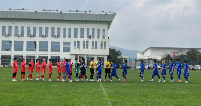 Tuyển Việt Nam bất ngờ thắng 2-0 đội bóng Hàn Quốc