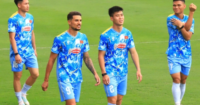 ĐT Việt Nam tức tốc trở lại sân cỏ sau trận thắng 3-0 Bangladesh