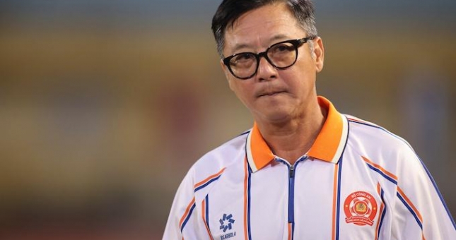 HLV Lê Huỳnh Đức nói thẳng sau trận thua 0-4: 'Thanh Hoá đá rắn, nhiều tiểu xảo'