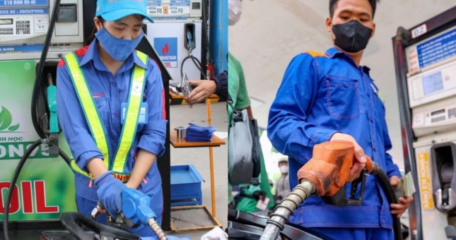 Giá xăng dầu hôm nay 16/7: Xăng E10 tăng giá từ 15h00 hôm nay