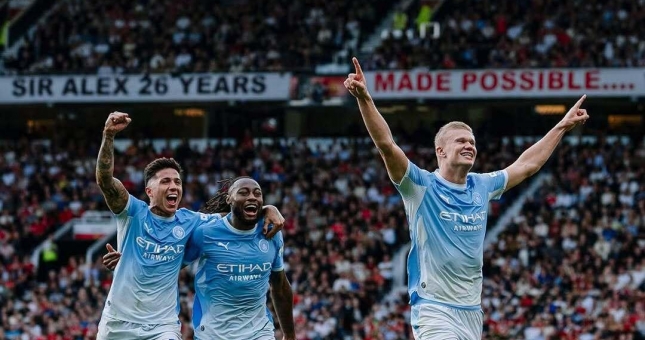 Dàn sao Man City 'mắc kẹt', luật sư hé lộ điều không ngờ