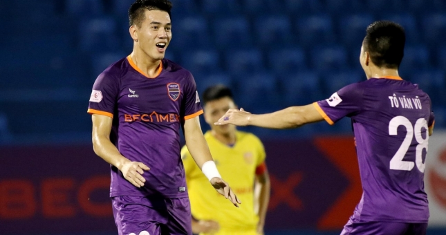 Tiền đạo ĐT Việt Nam 'đắt giá' hơn cả đội hình đối thủ