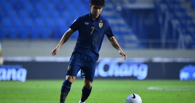 Tiền vệ Thái Lan: 'Cả đội không áp lực khi phải đối đầu UAE'