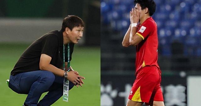 HLV Kim Sang-sik chia sẻ thật lòng về tấm thẻ đỏ của Đình Bắc