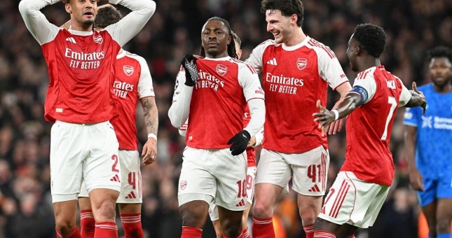 Cựu sao Ngoại hạng Anh kêu gọi treo giò hơn 11 cầu thủ Arsenal