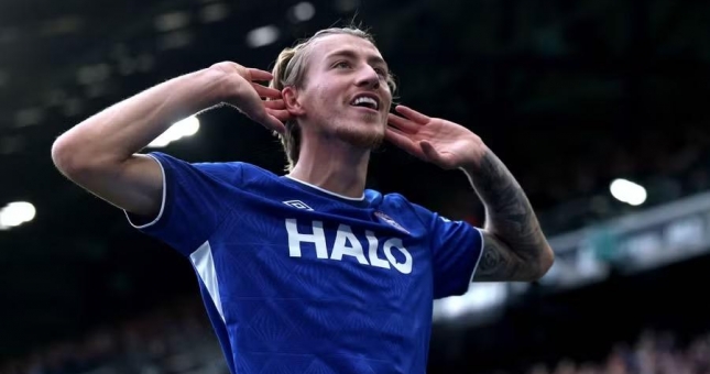 Everton thắng lớn ngày khai màn Ngoại hạng Anh, Sunderland và Forest cùng ôm hận