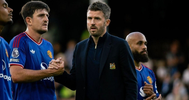 HLV Carrick: 'Tôi nghĩ MU đáng lẽ phải thắng'