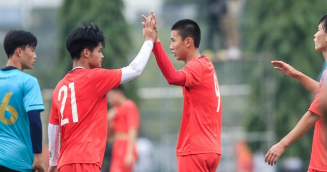 Đàn em Quang Hải có 'dấu ấn đầu tiên' tại châu Âu