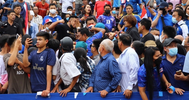 Xô xát ở trận bán kết bóng đá nam SEA Games 31