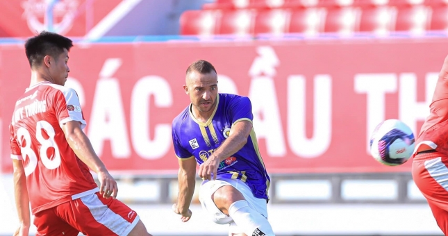 Hải Phòng tuột chức vô địch đầy đáng tiếc trên 'chảo lửa' Lạch Tray