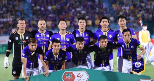 VIDEO: Hà Nội vững top đầu, Hùng Dũng và đồng đội ăn mừng đầy phấn khích