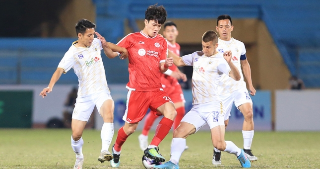 Hoàng Đức lập cú đúp kiến tạo, CLB Viettel đè bẹp đội hạng Nhất