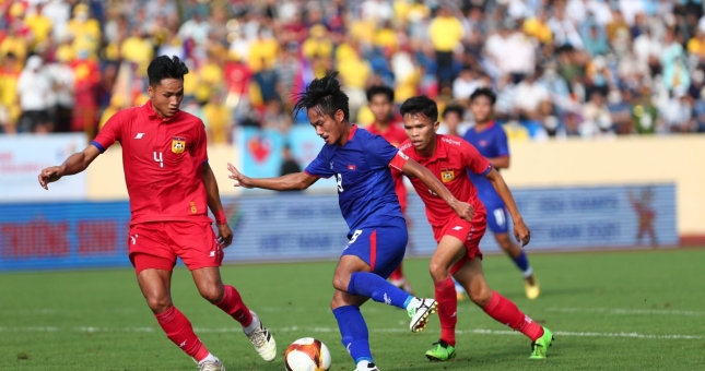 'Nhà vua tự xưng ĐNÁ' nhận thất bại khó nuốt trôi trên sân Thiên Trường