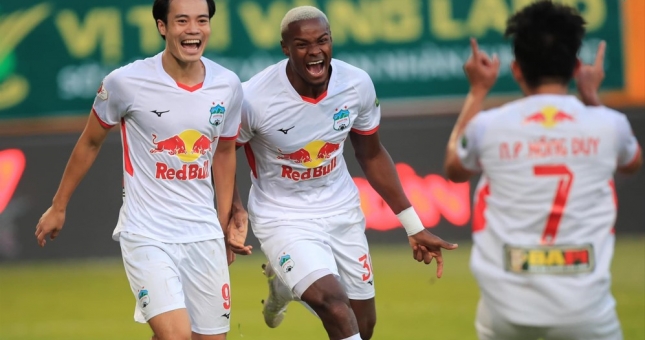 HAGL bay cao, Kiatisak hé lộ chỉ số 'vô đối' tại V-League