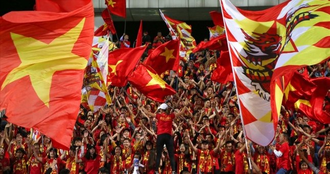 Giá vé trận Việt Nam vs Trung Quốc có tăng theo ngày Tết?