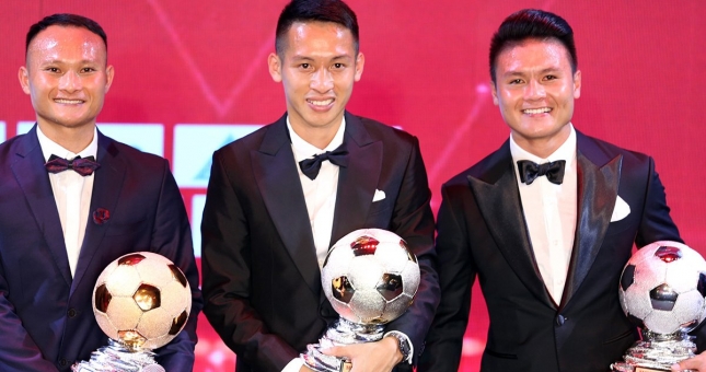 Hùng Dũng 'bất đắc dĩ' thay thế Quang Hải ở một 'vai trò đặc biệt'