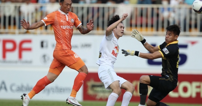 'Vung tiền' trên TTCN, giá trị đội hình 'PSG Việt Nam' vẫn kém xa HAGL, Hà Nội