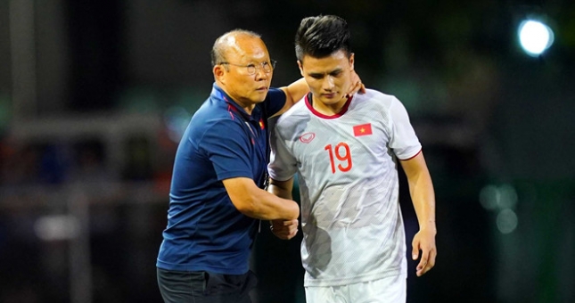 Sau nhiều đồn đoán, HLV Việt Nam gợi ý 'bến đỗ mới' của Quang Hải