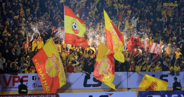 Kiếm được nhà tài trợ tiền tỷ, CLB Nam Định vẫn nợ lương cầu thủ