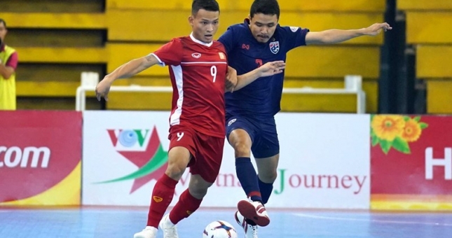 Liên tục hủy diệt đội bóng yếu, Thái Lan 'phả hơi nóng' lên Việt Nam