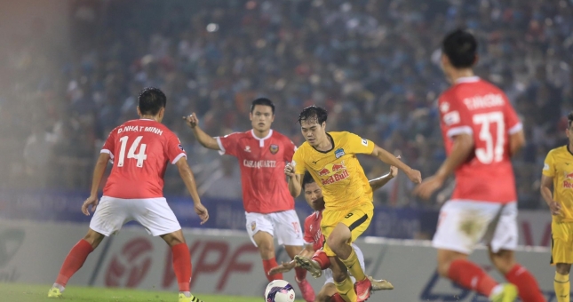 Đội bóng V-League 'chơi lớn' tại Cup Quốc gia