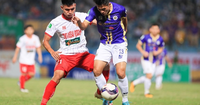 VIDEO: Quang Hải vào sân, Hà Nội lập tức nhấn chìm đối thủ