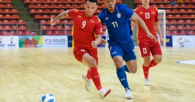 CĐV ĐNA có phản ứng trái chiều sau trận Futsal Việt Nam thua Thái Lan