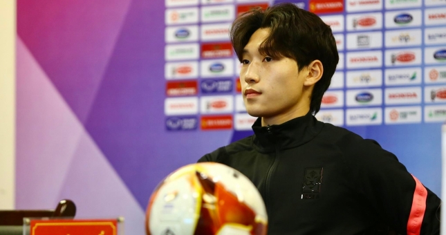 Sao trẻ Hàn Quốc tự nhận mình là cầu thủ đẹp trai nhất đội