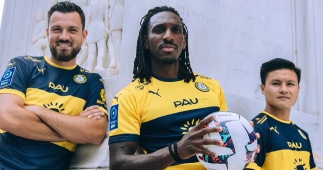 Tân binh Pau FC 'nhận xét phũ' về Quang Hải và các đồng đội