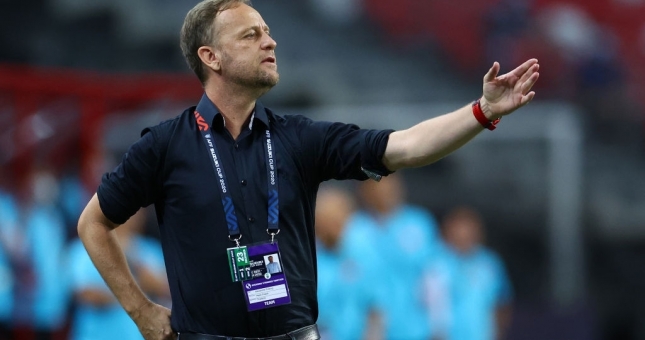 HLV Polking bất ngờ được đem ra so sánh với 'người cũ' của ĐT Thái Lan