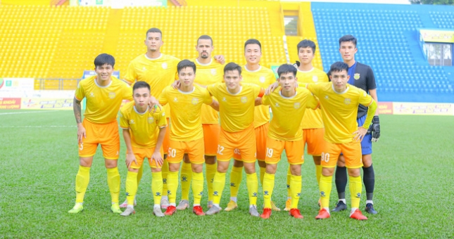 Nam Định tại V-League 2022: 'Tạm biệt' cuộc đua trụ hạng