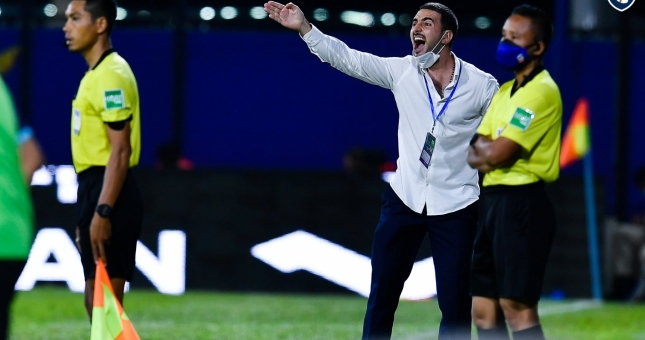 HLV Thái Lan thừa nhận 'mối lo lớn' ngay sau thất bại trước U23 Việt Nam