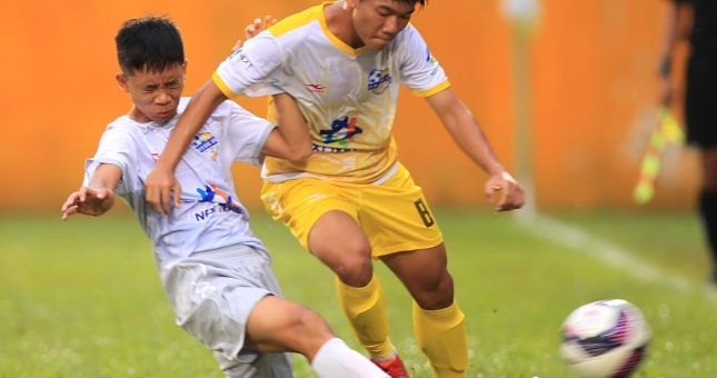 U15 Sông Lam Nghệ An và U15 Hà Nội chính thức lọt vào tứ kết U15 Quốc gia - Next Travel 2022 sớm một vòng đấu