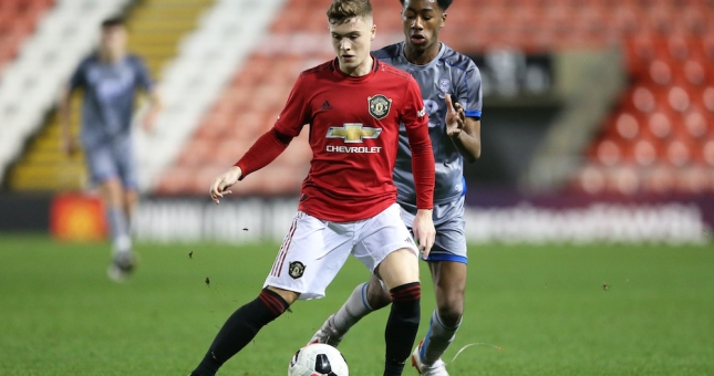 CHÍNH THỨC: Gerrard đón tiền vệ tài năng của MU