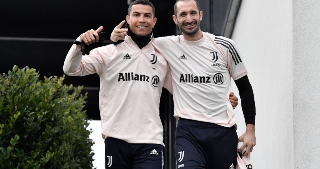 Juventus chính thức gia hạn hợp đồng với ‘ngôi sao không tuổi’