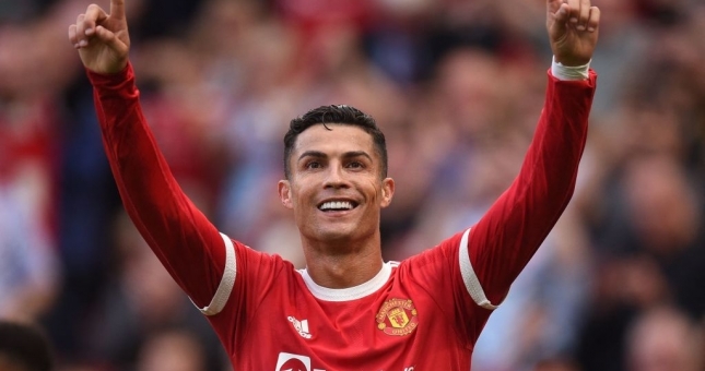 Ronaldo tỏa sáng, MU dễ dàng hủy diệt Newcastle trên sân Old Trafford
