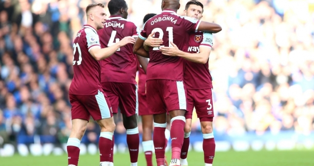 'Búa tạ' giành 3 điểm nghẹt thở trước Everton