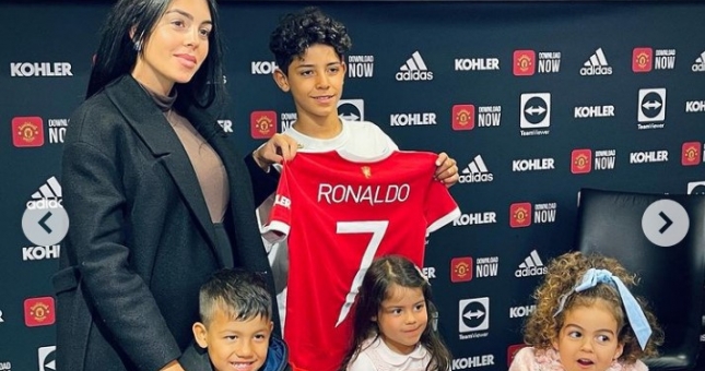 MU chính thức công bố hợp đồng 'được cả thế giới chờ đợi'