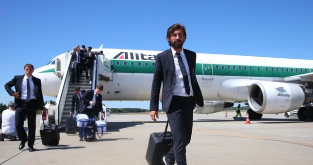 Andrea Pirlo trở lại ghế huấn luyện, đối đầu đội bóng cũ tại Serie A?